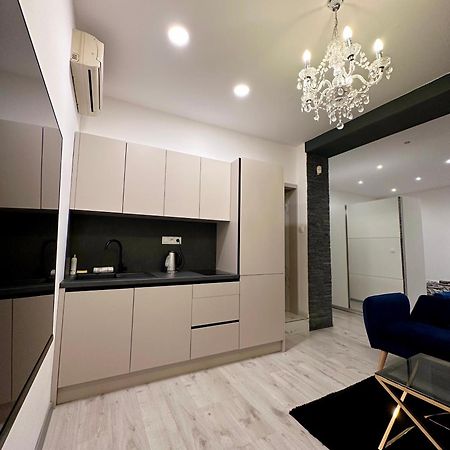 Luxury Apartment In Bratislava Ngoại thất bức ảnh